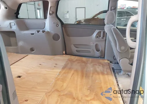 2008 Toyota Sienna Le z USA, uszkodzony, nr VIN 5TDBK23C88S020607